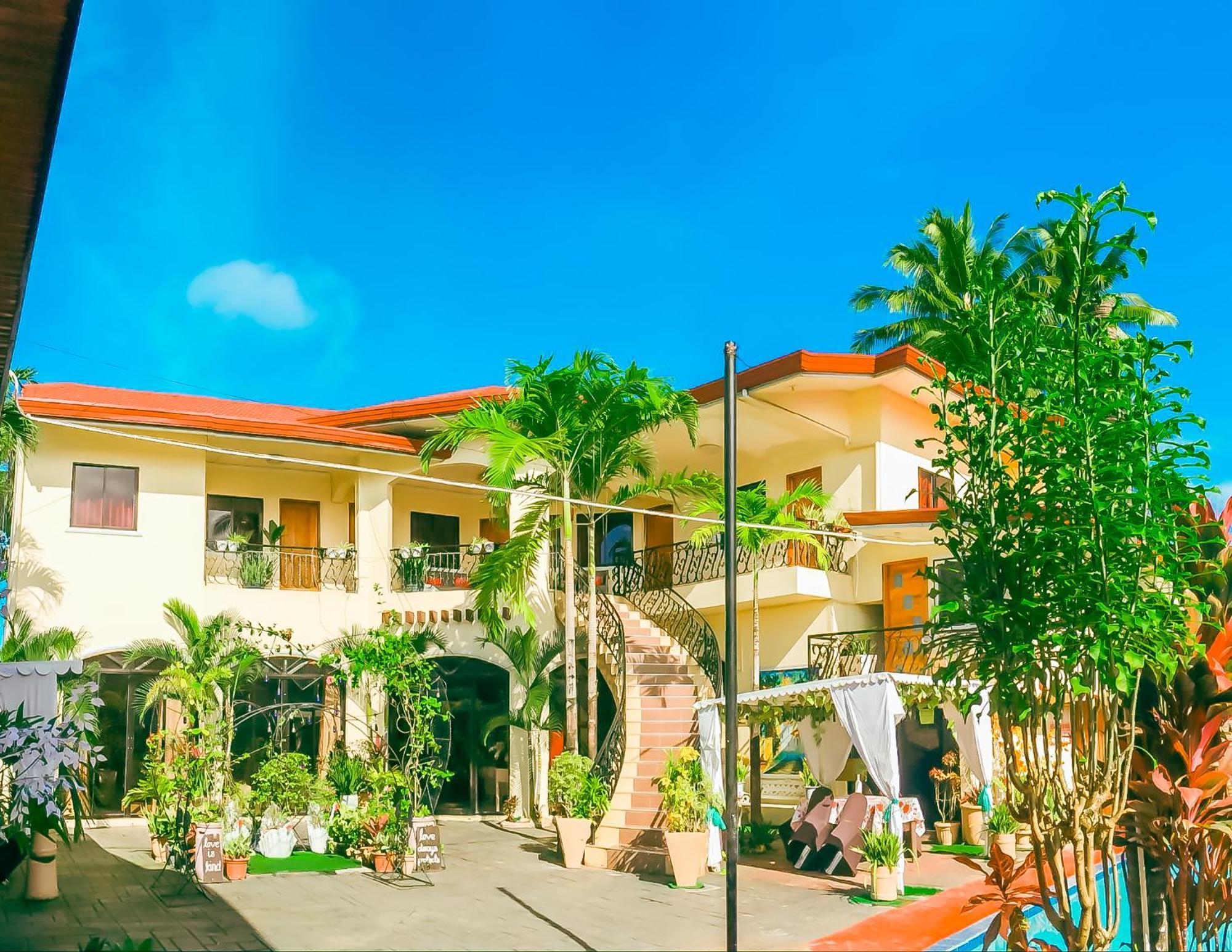 Ladolcevita Inland Resort Cabadbaran Esterno foto